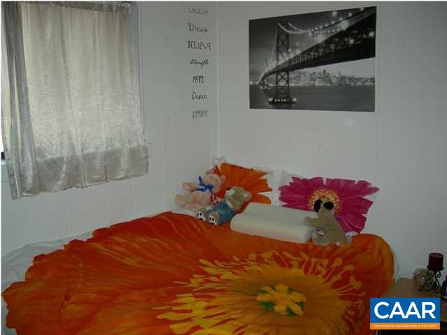 2100 JEFFERSON PARK AVE Unit: 8