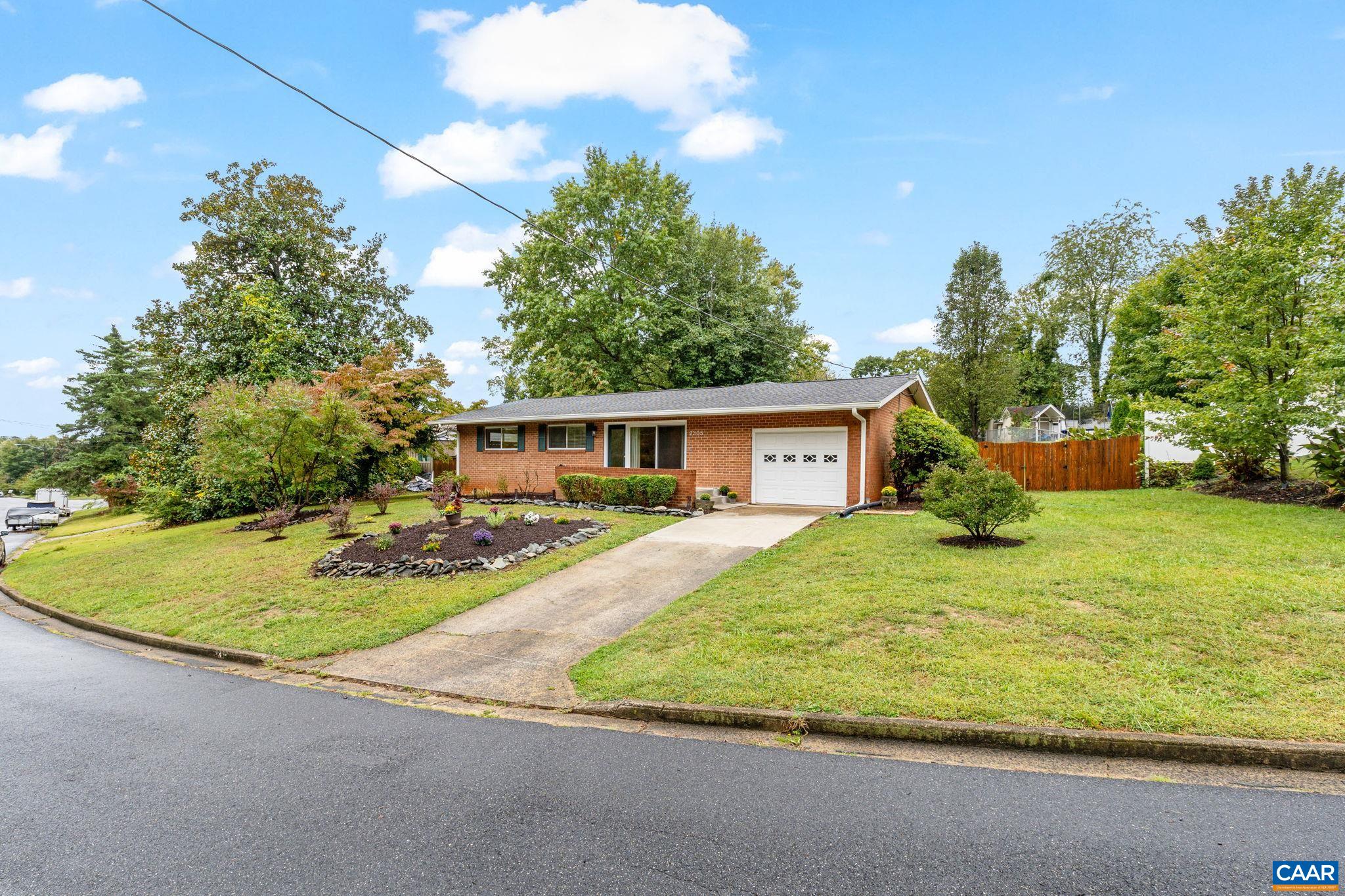 2305 WILLIAMSBURG RD