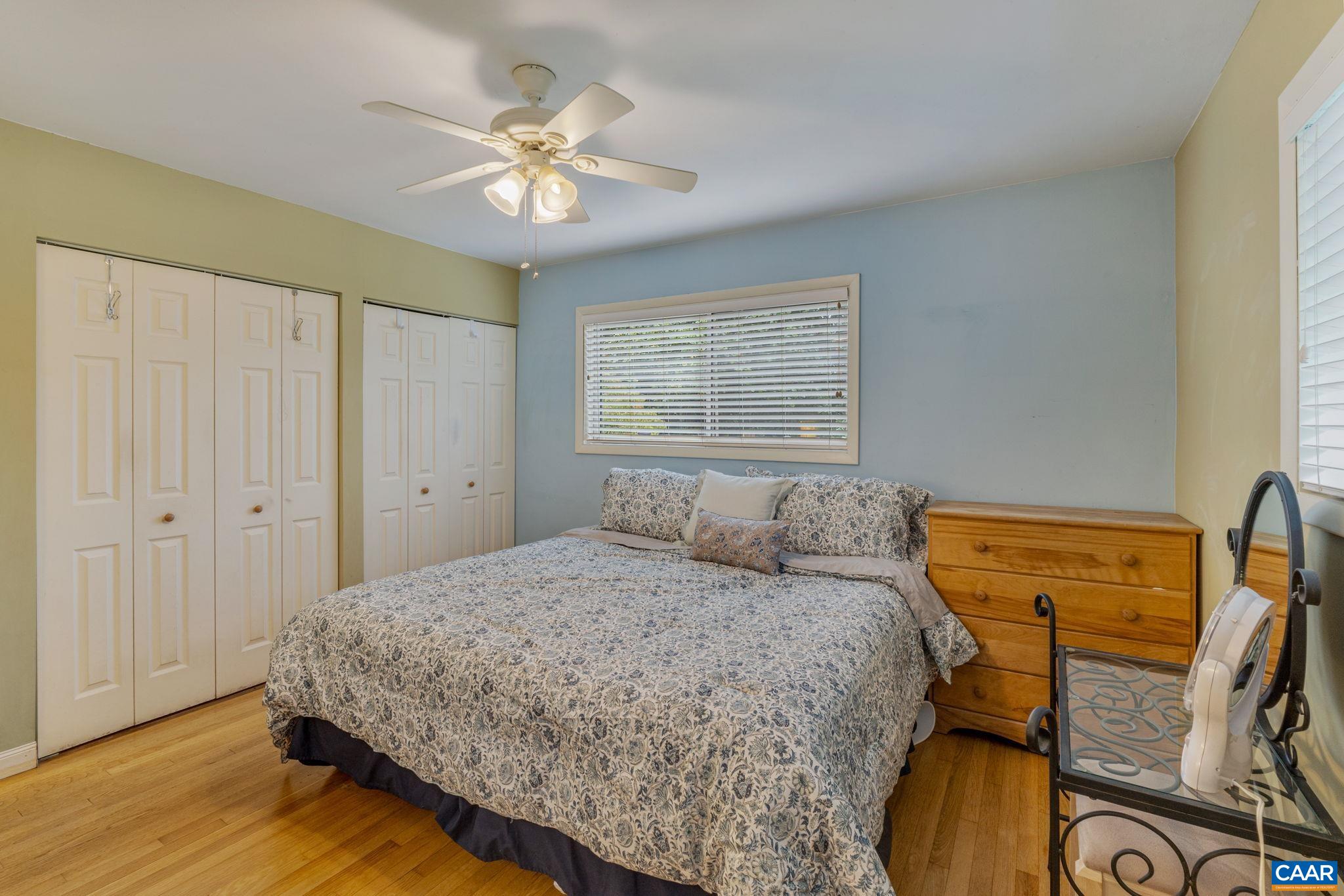 2305 WILLIAMSBURG RD