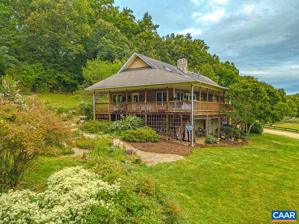 425 GREENFIELD RD