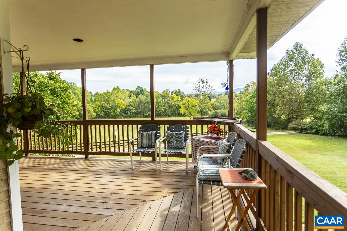 425 GREENFIELD RD
