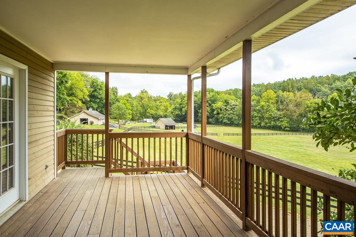 425 GREENFIELD RD