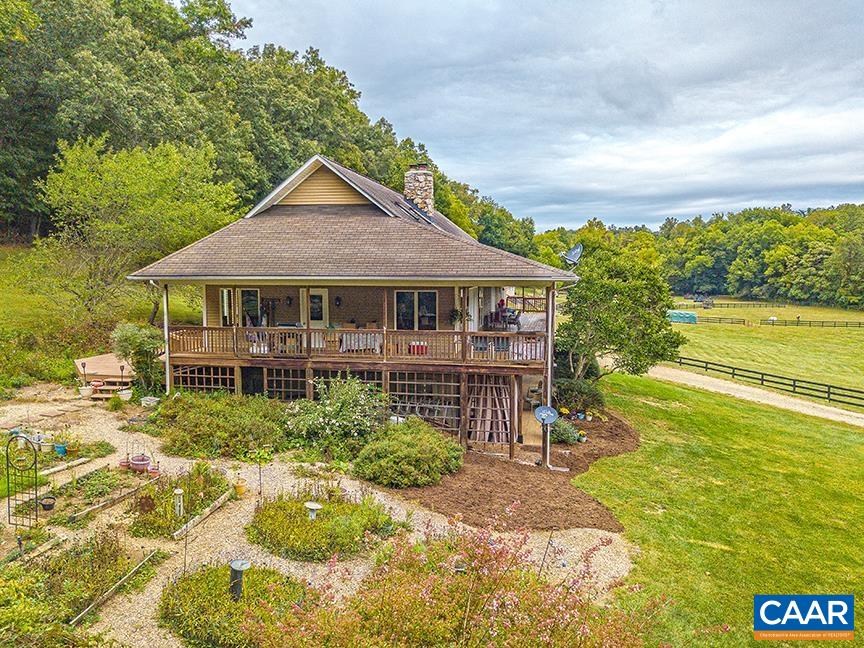 425 GREENFIELD RD
