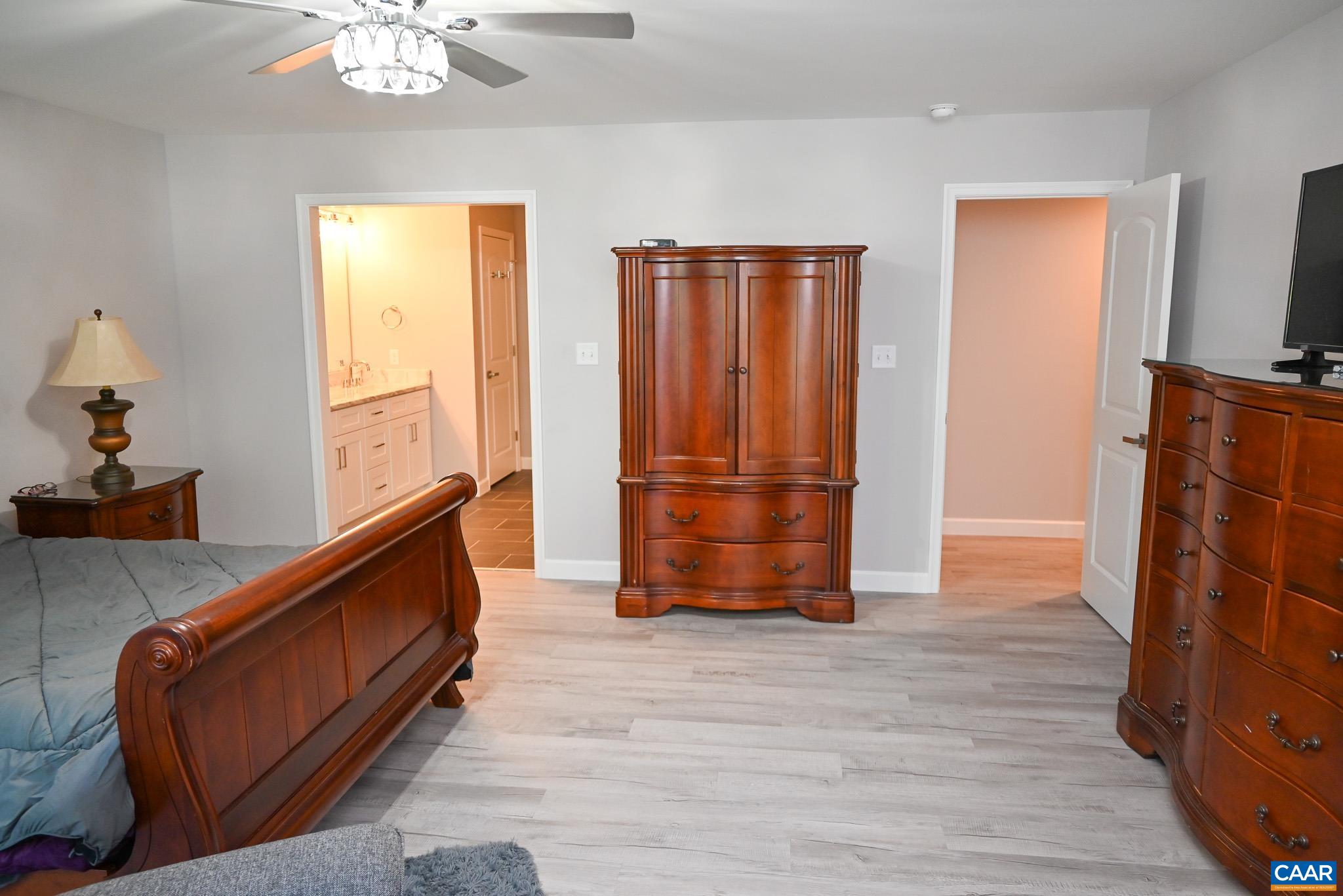 9 SASSAFRAS RD