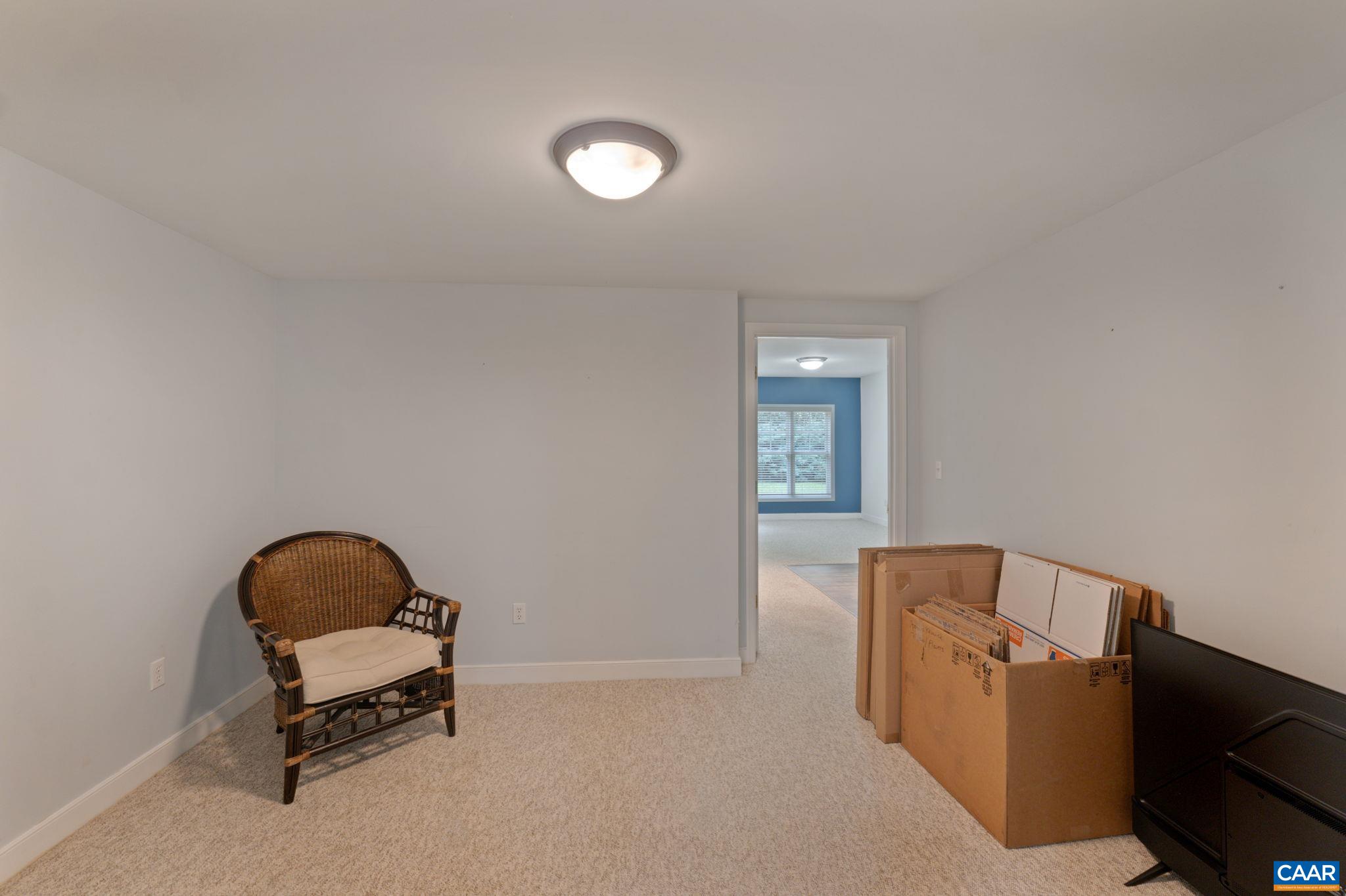 119 DISTAN CT
