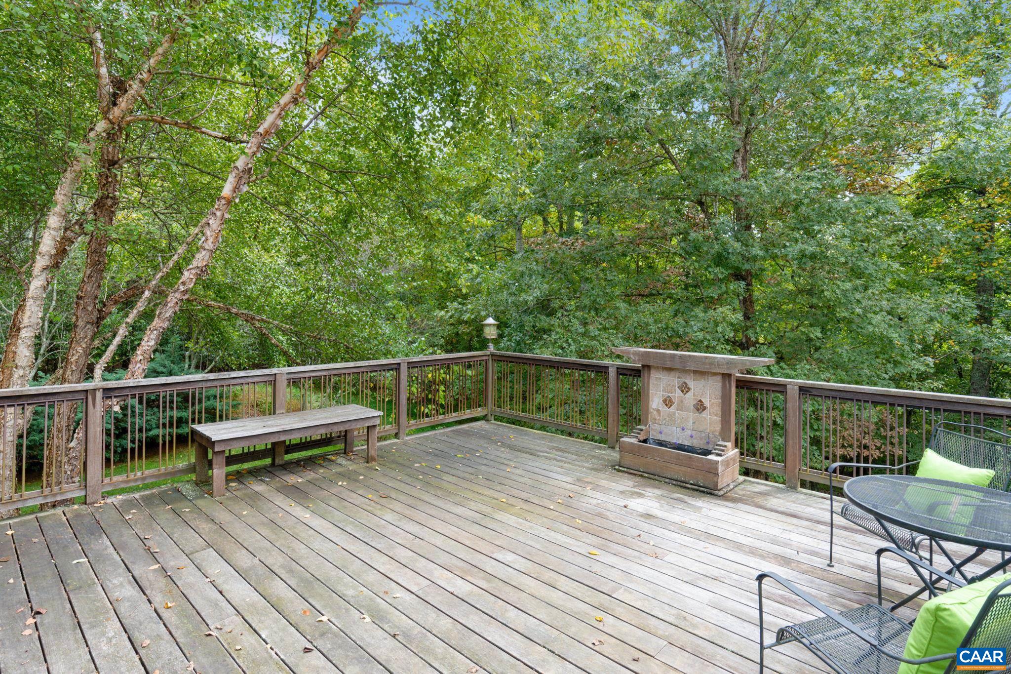 119 DISTAN CT