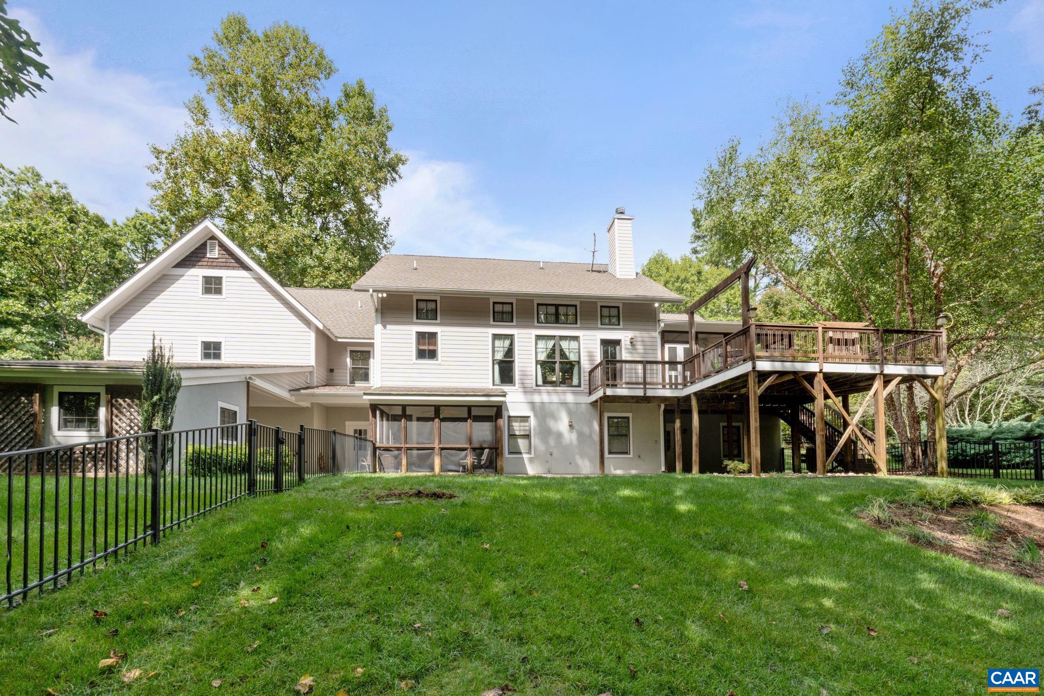119 DISTAN CT