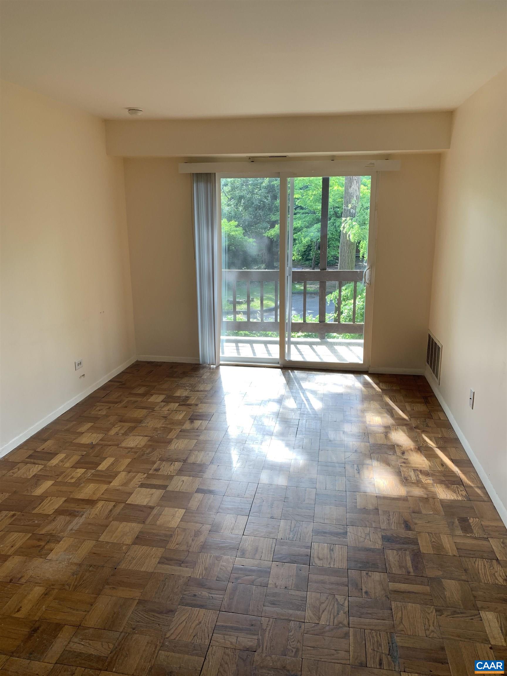 1215 WERTLAND ST Unit: c21