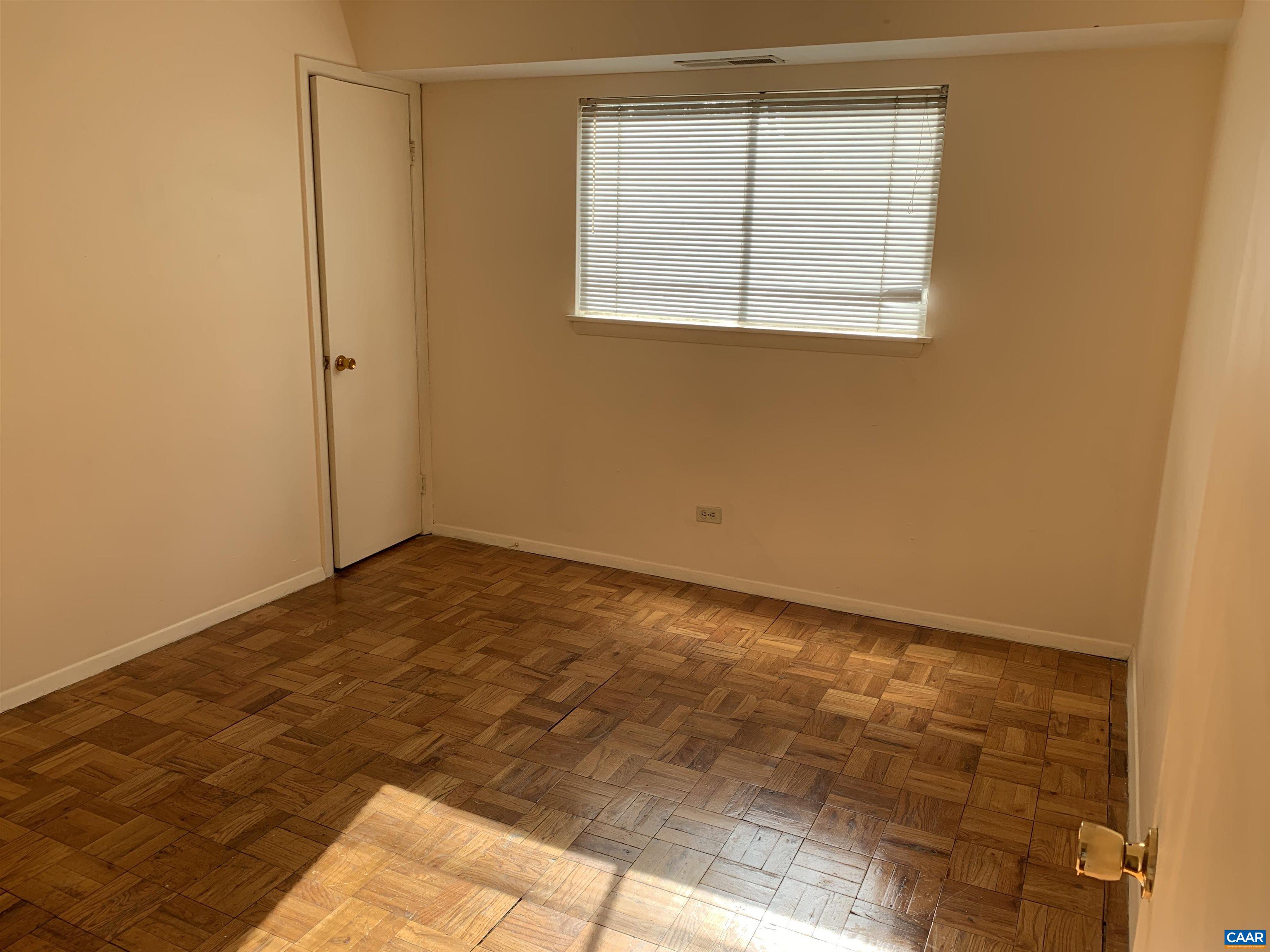 1215 WERTLAND ST Unit: c21