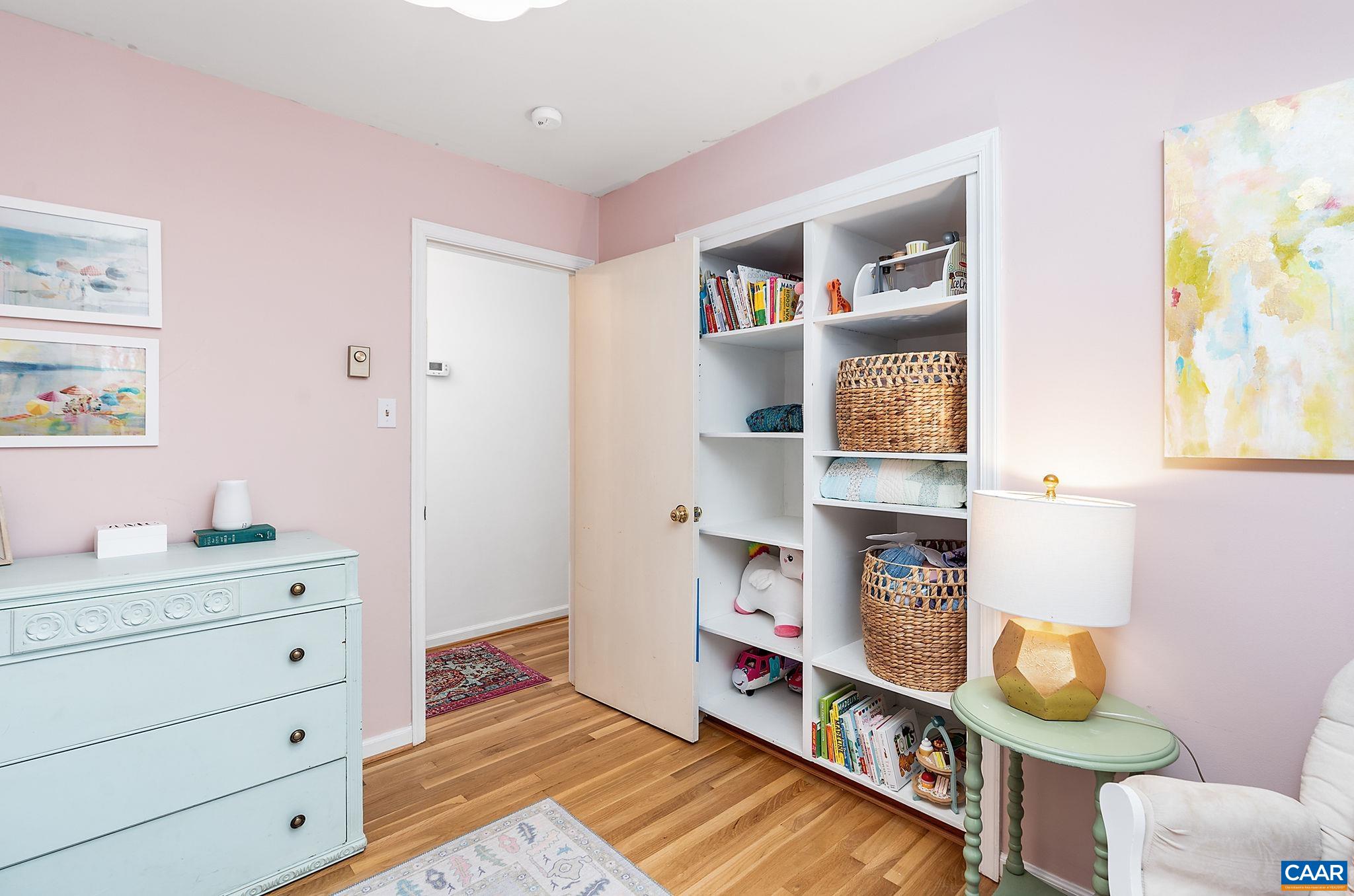 102 MIDDLESEX DR