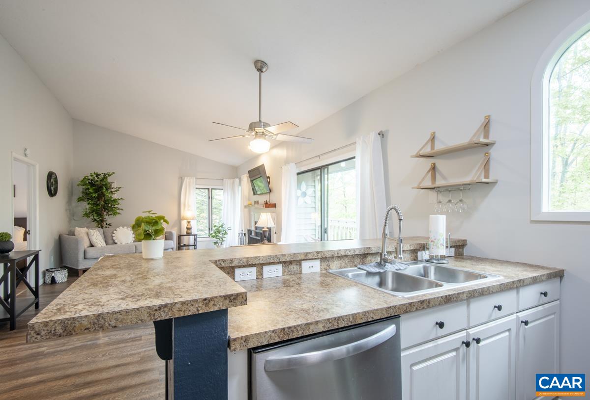 2248 TANNERS RIDGE
