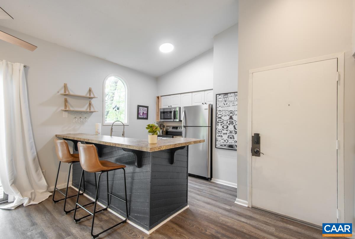 2248 TANNERS RIDGE