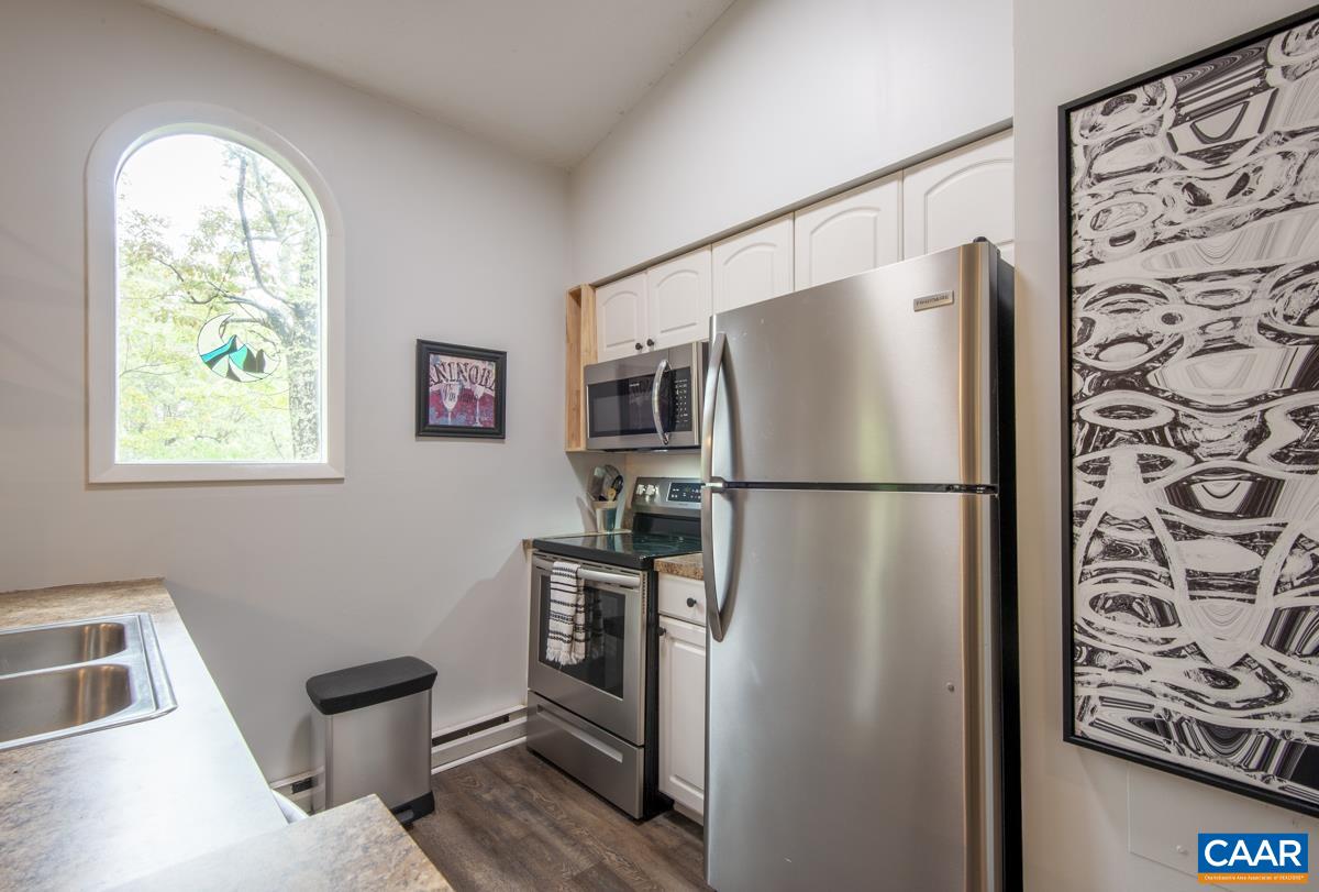 2248 TANNERS RIDGE