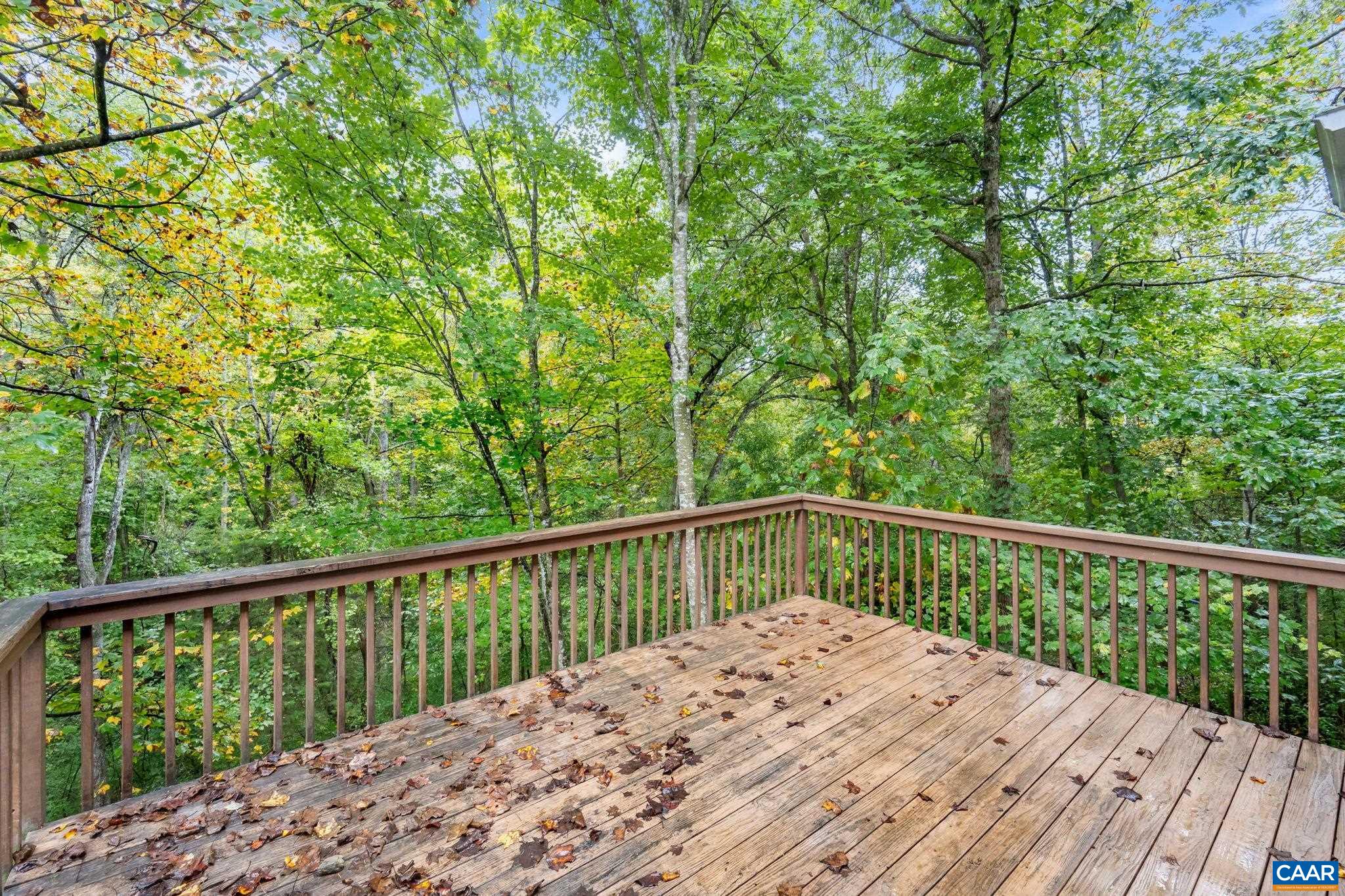 2211 WESTOVER CIR