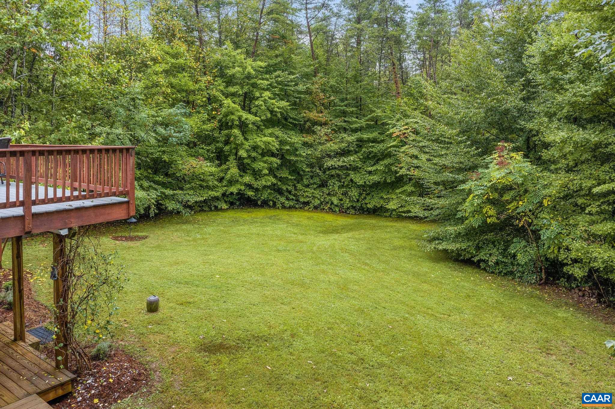 8880 HOWARDSVILLE TPKE