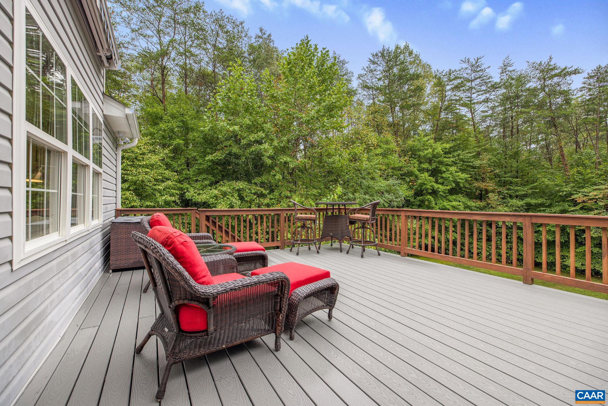 8880 HOWARDSVILLE TPKE