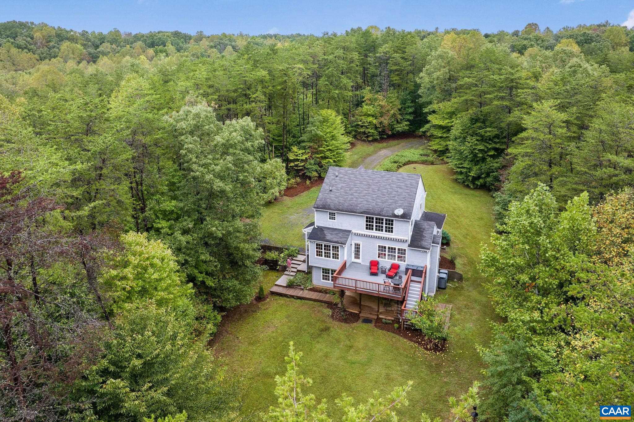 8880 HOWARDSVILLE TPKE