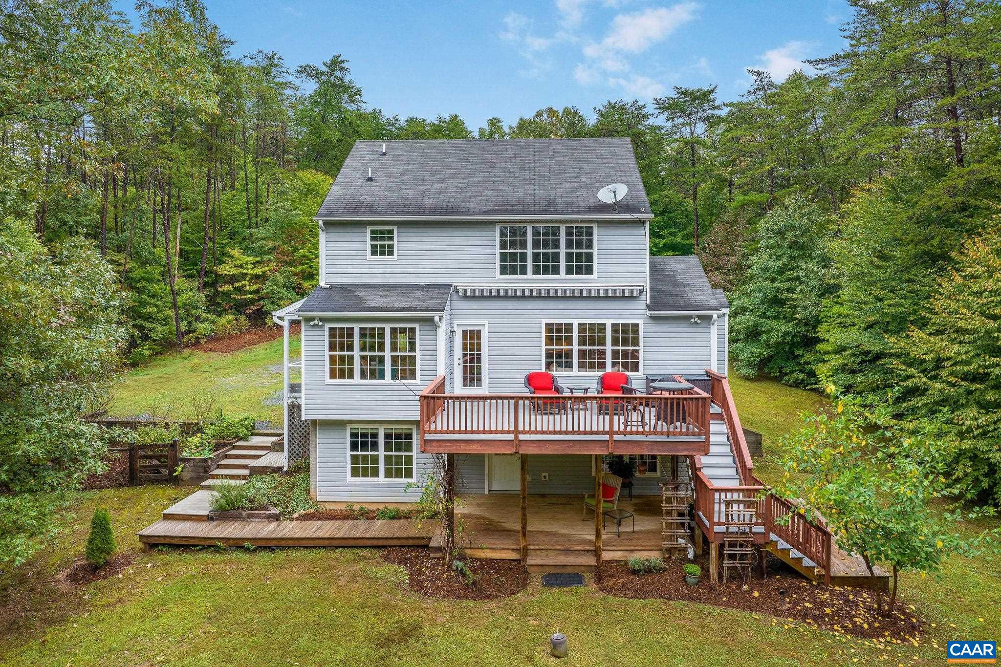 8880 HOWARDSVILLE TPKE