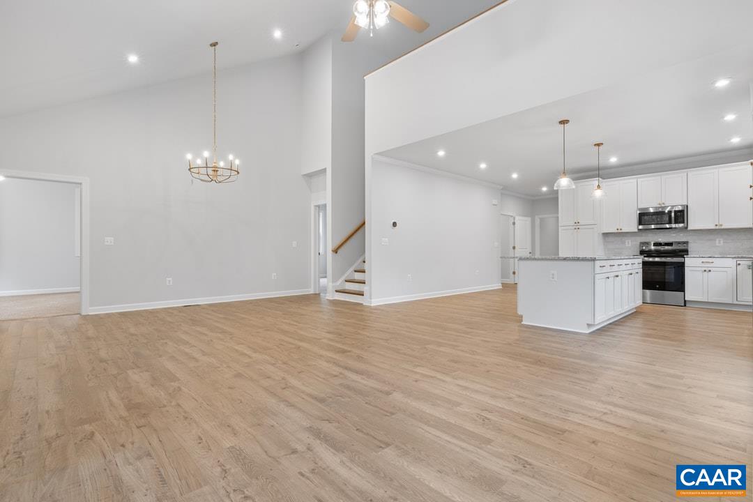 96 PINE SHADOW CT