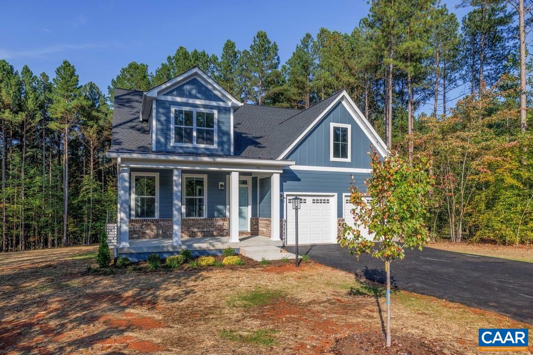 96 PINE SHADOW CT