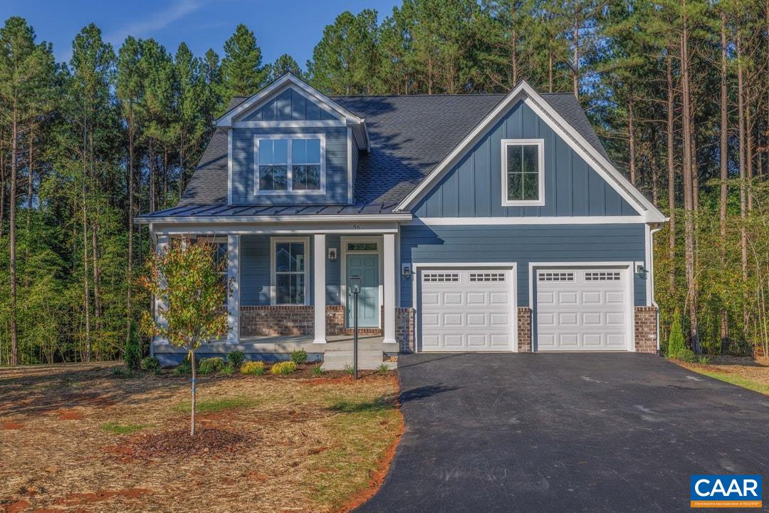96 PINE SHADOW CT
