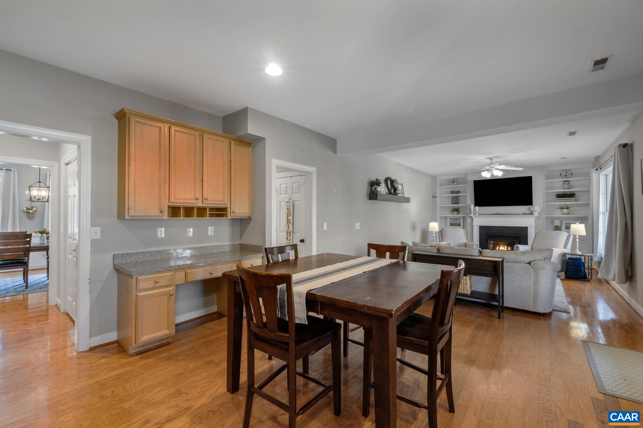 1709 CLAY DR