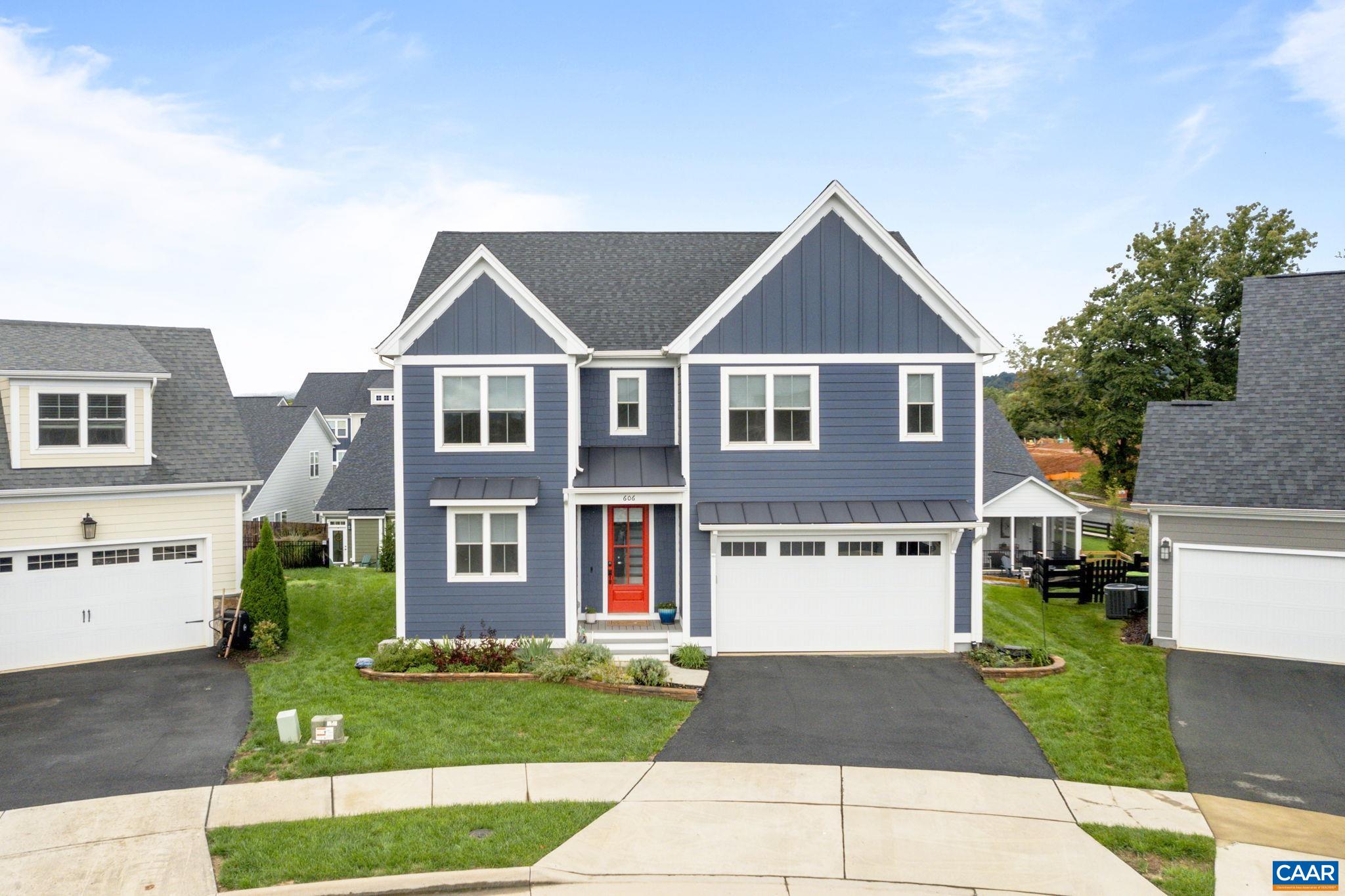 606 SAUNDERS HILL DR