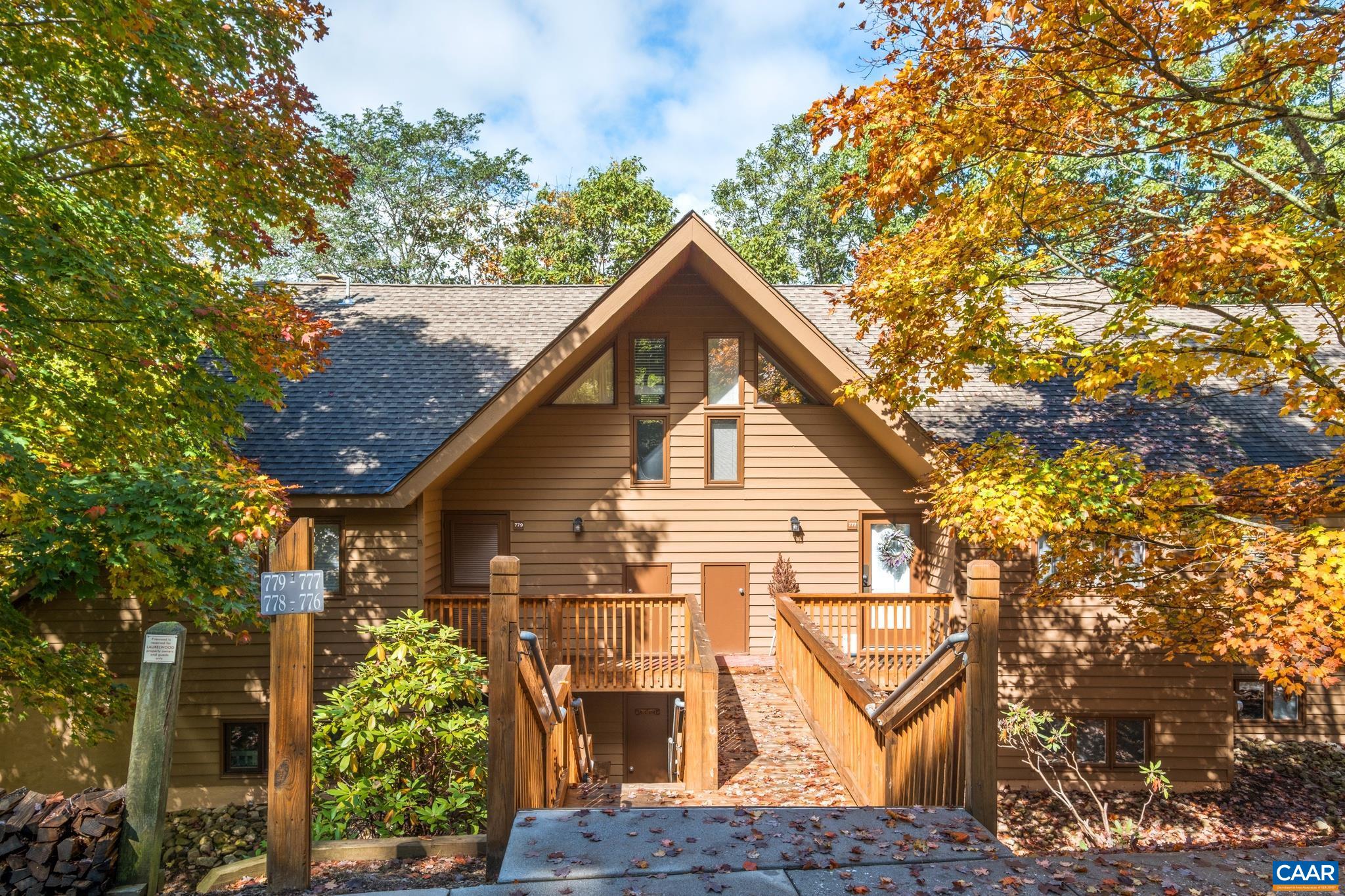 778 LAURELWOOD CONDOS