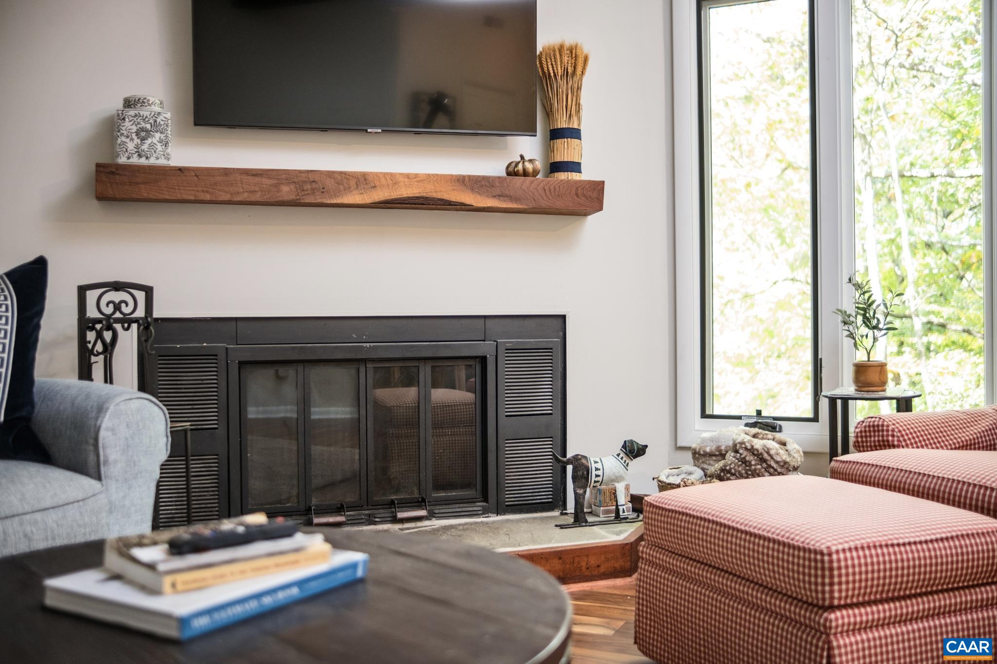 778 LAURELWOOD CONDOS