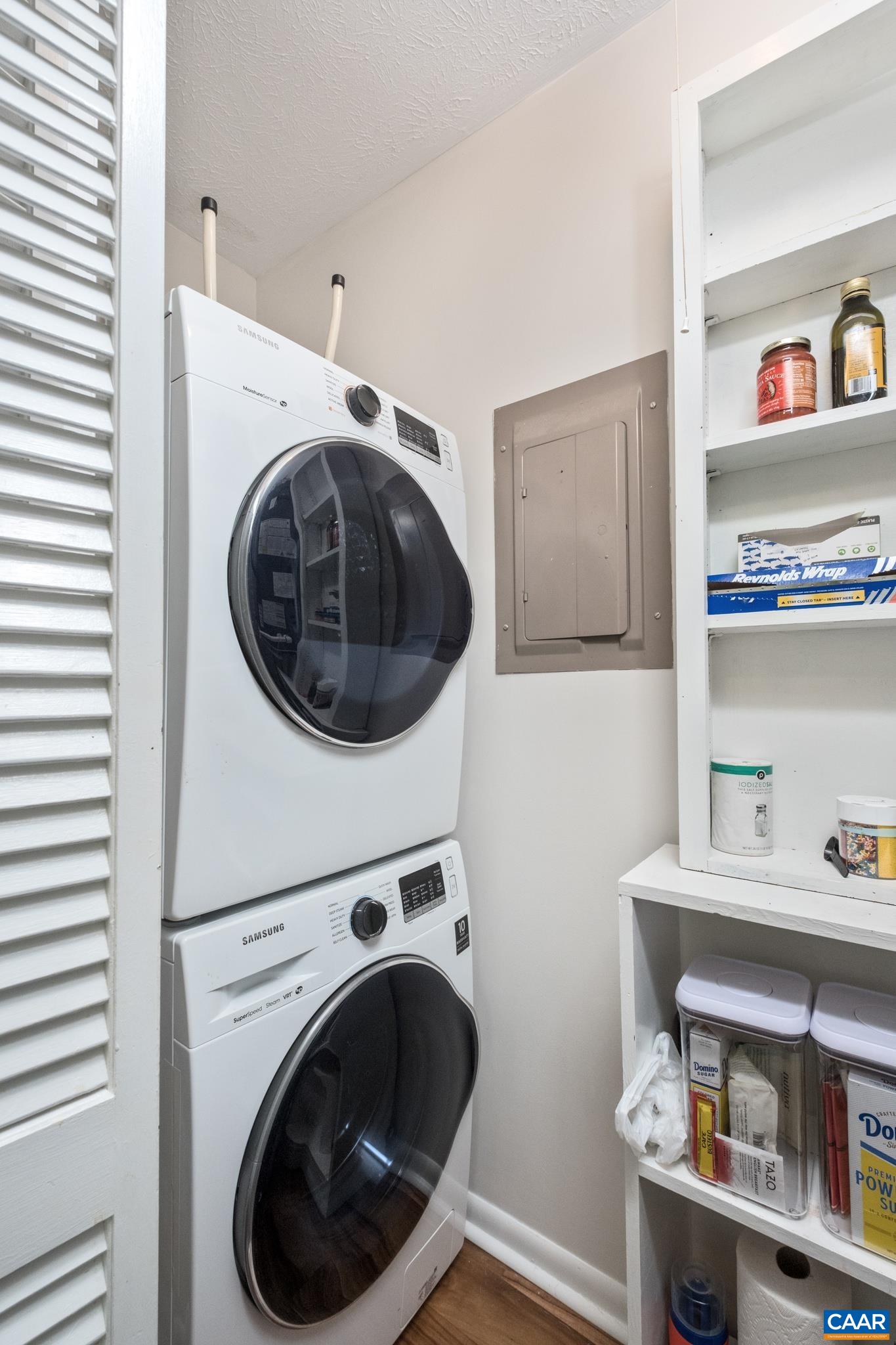 778 LAURELWOOD CONDOS
