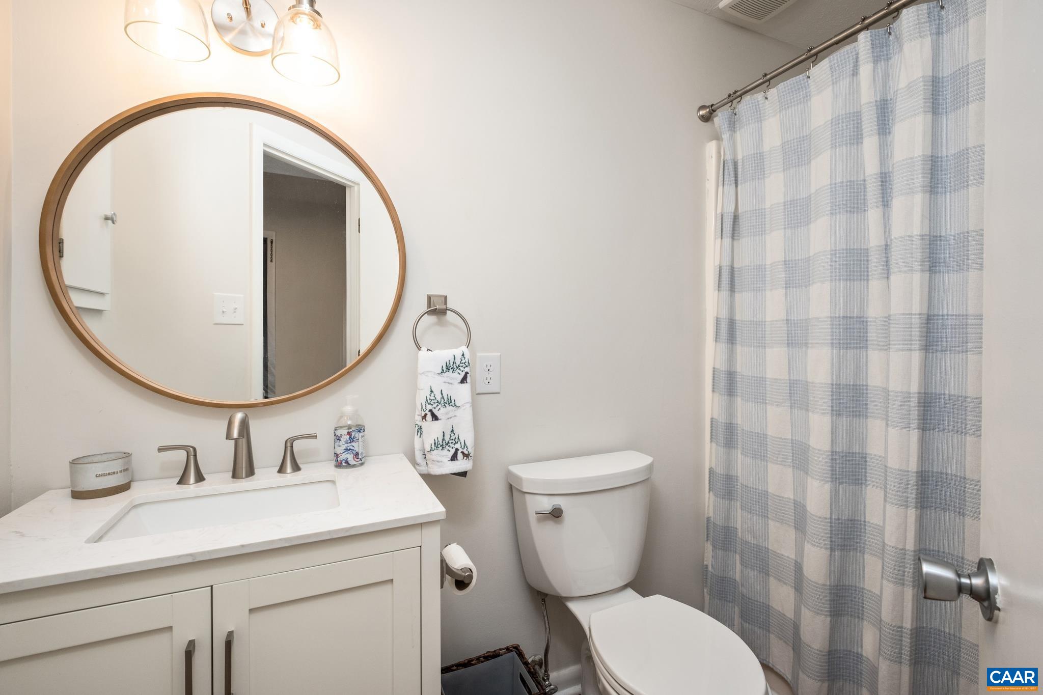 778 LAURELWOOD CONDOS
