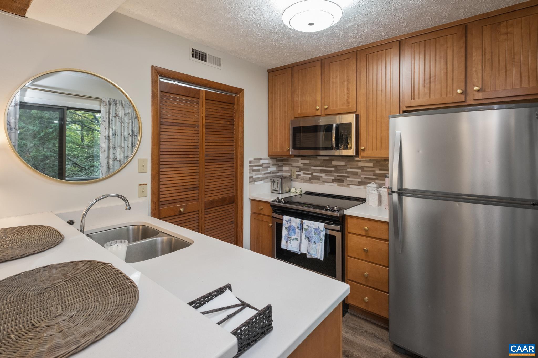 479 THREE RIDGES CONDOS