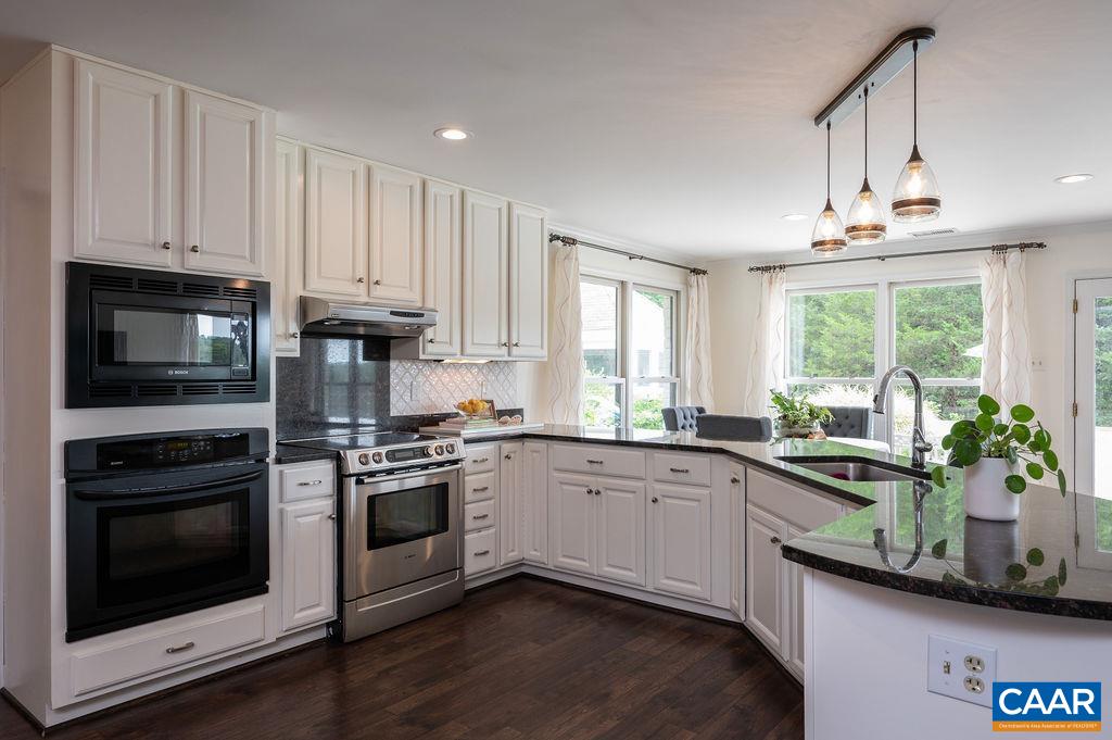 2212 GARTH OAKS PT