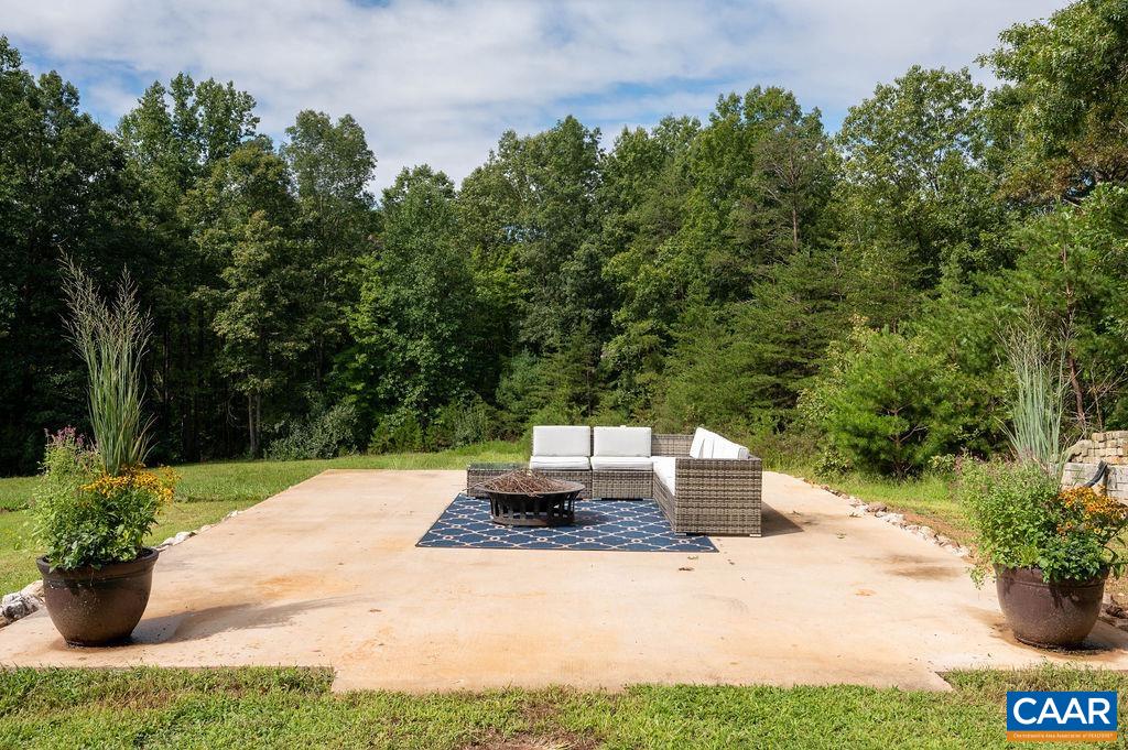 2212 GARTH OAKS PT