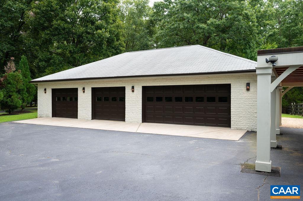 2212 GARTH OAKS PT
