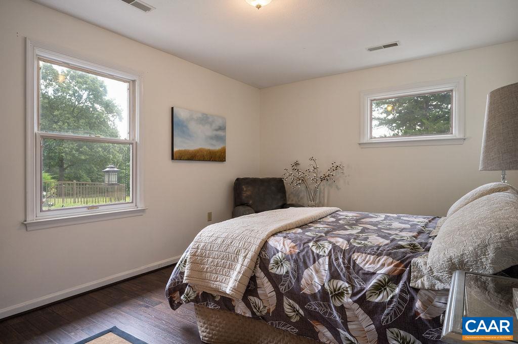 2212 GARTH OAKS PT