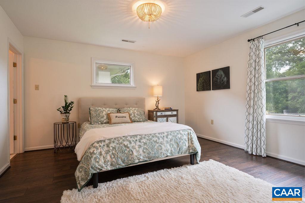 2212 GARTH OAKS PT