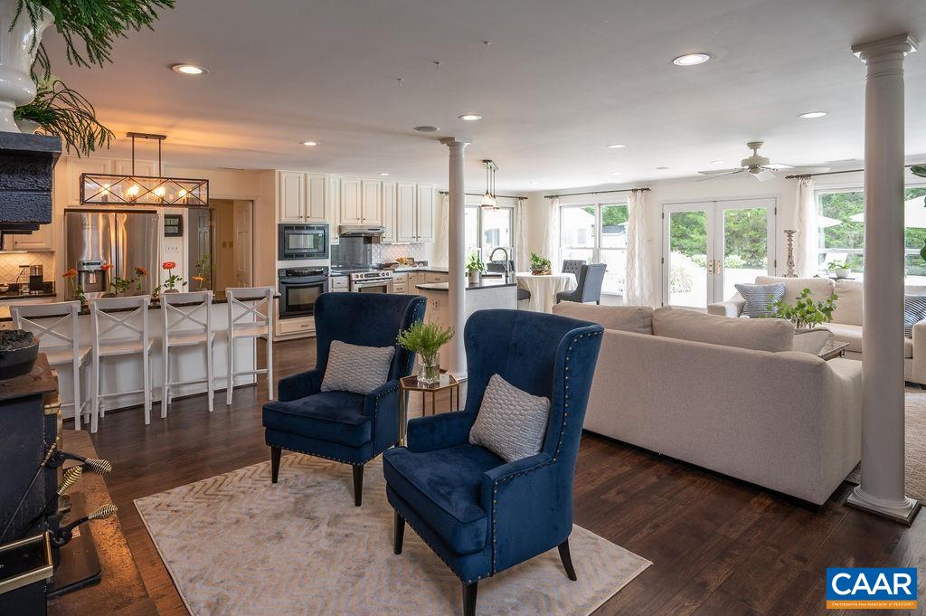 2212 GARTH OAKS PT