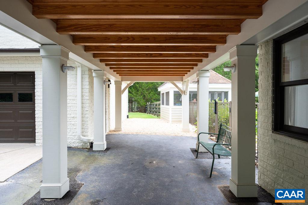 2212 GARTH OAKS PT