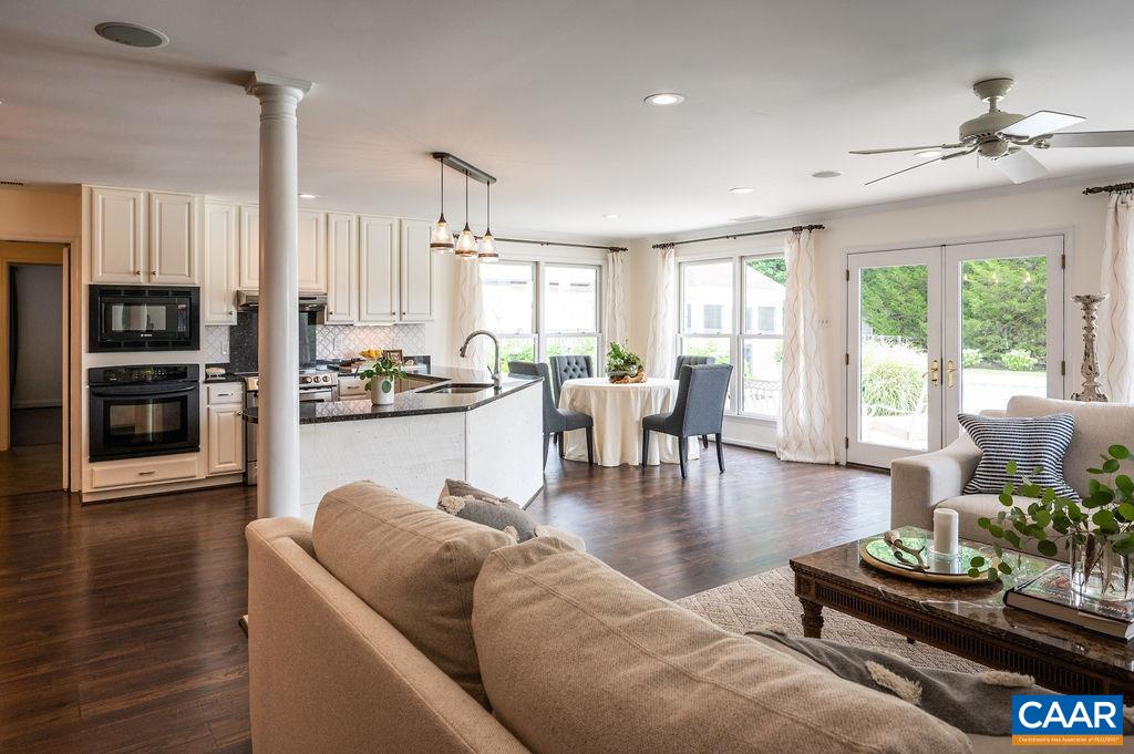 2212 GARTH OAKS PT