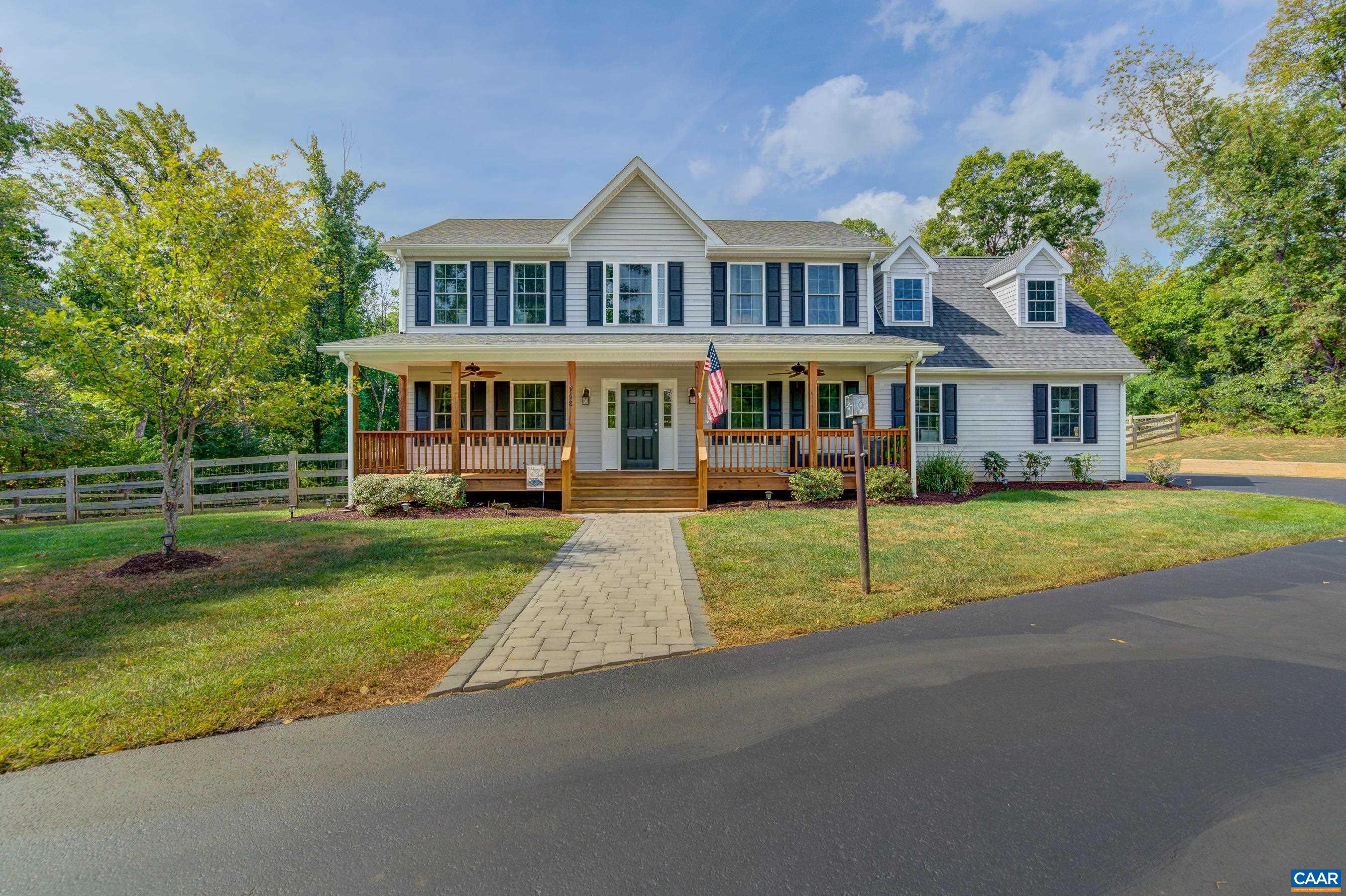 968 GREENWOOD RD