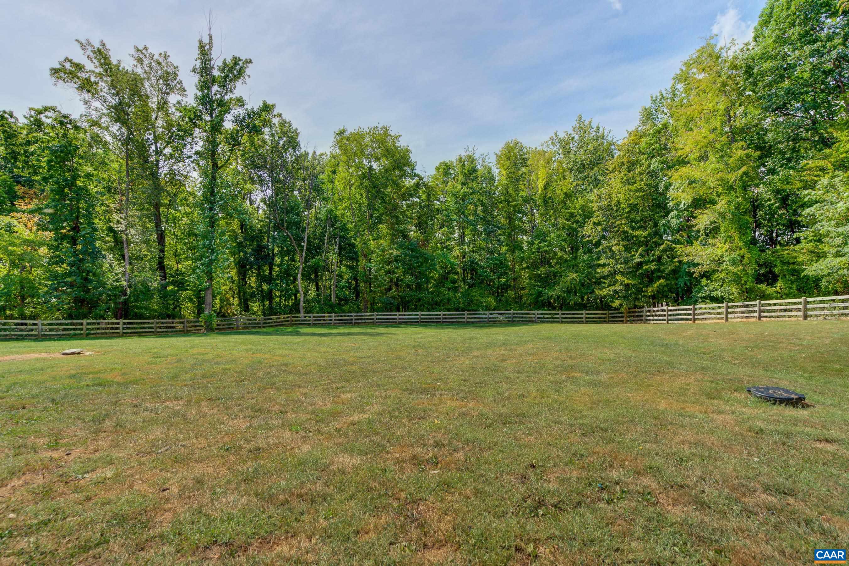 968 GREENWOOD RD
