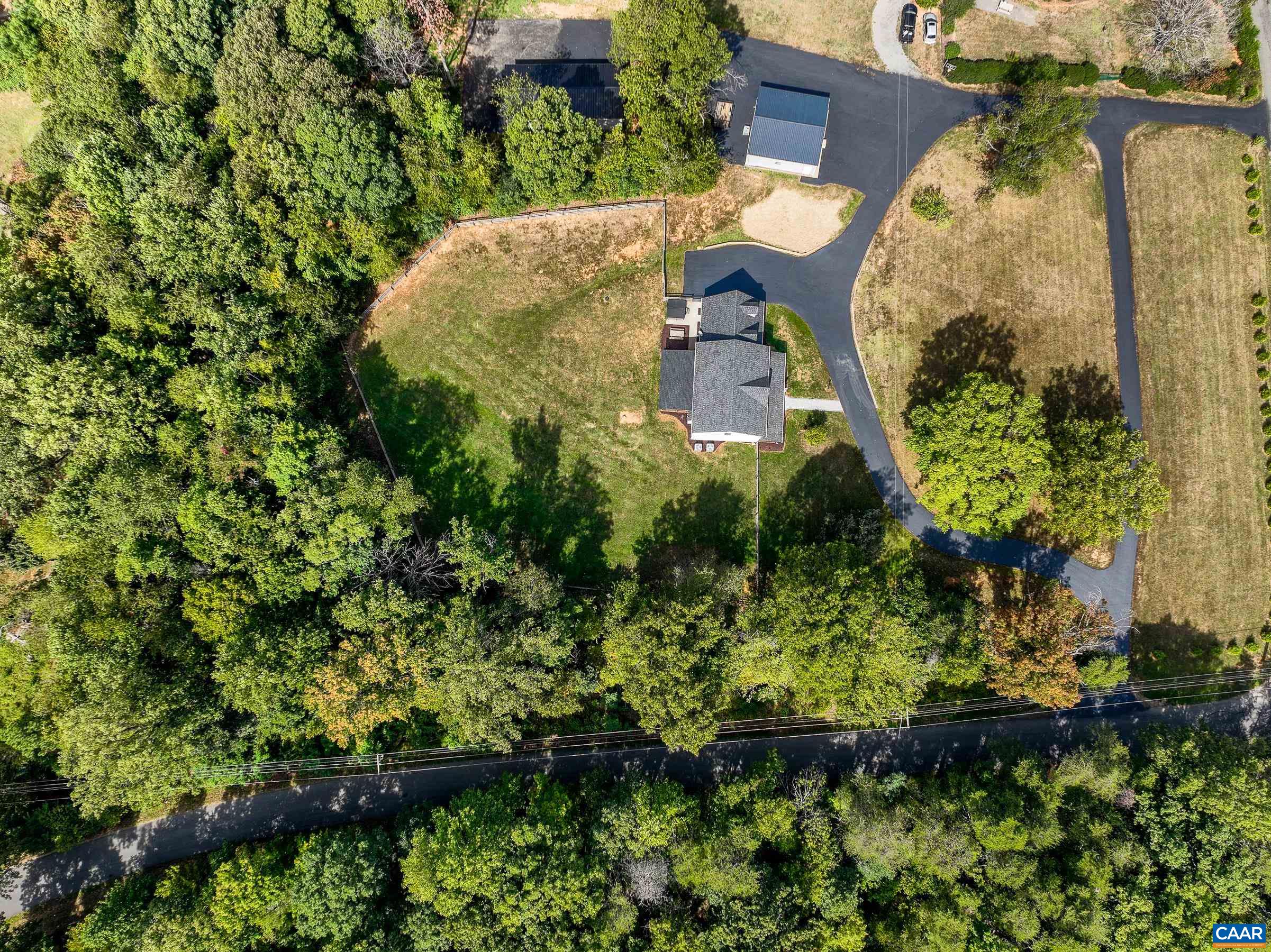 968 GREENWOOD RD