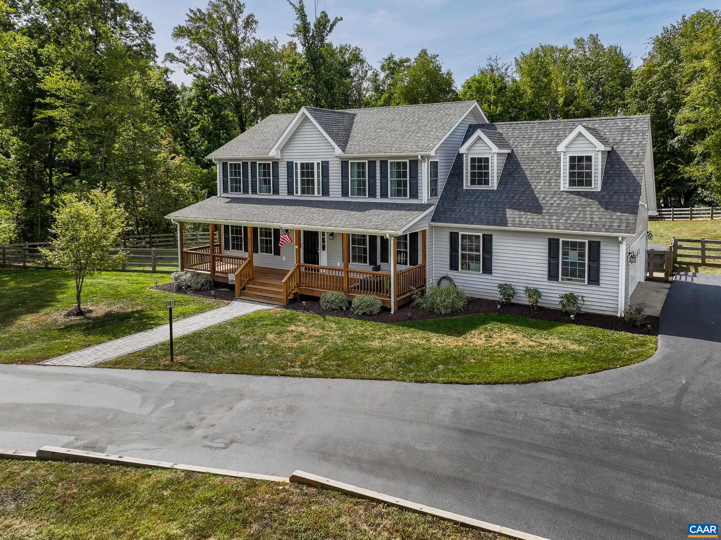 968 GREENWOOD RD