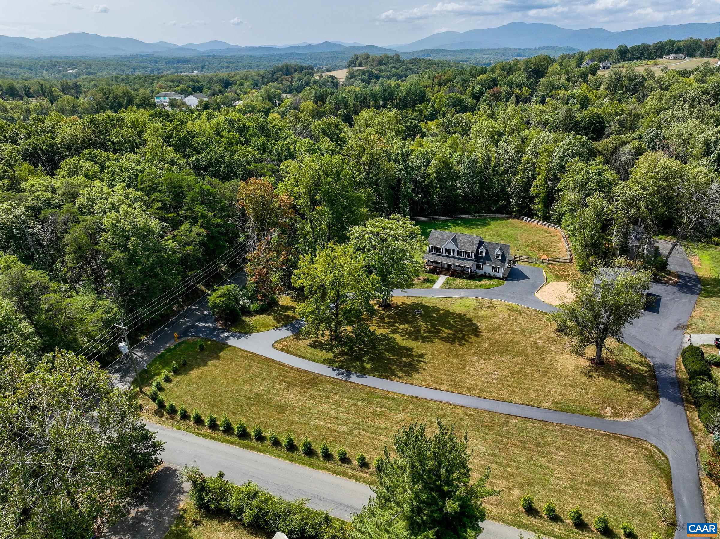 968 GREENWOOD RD