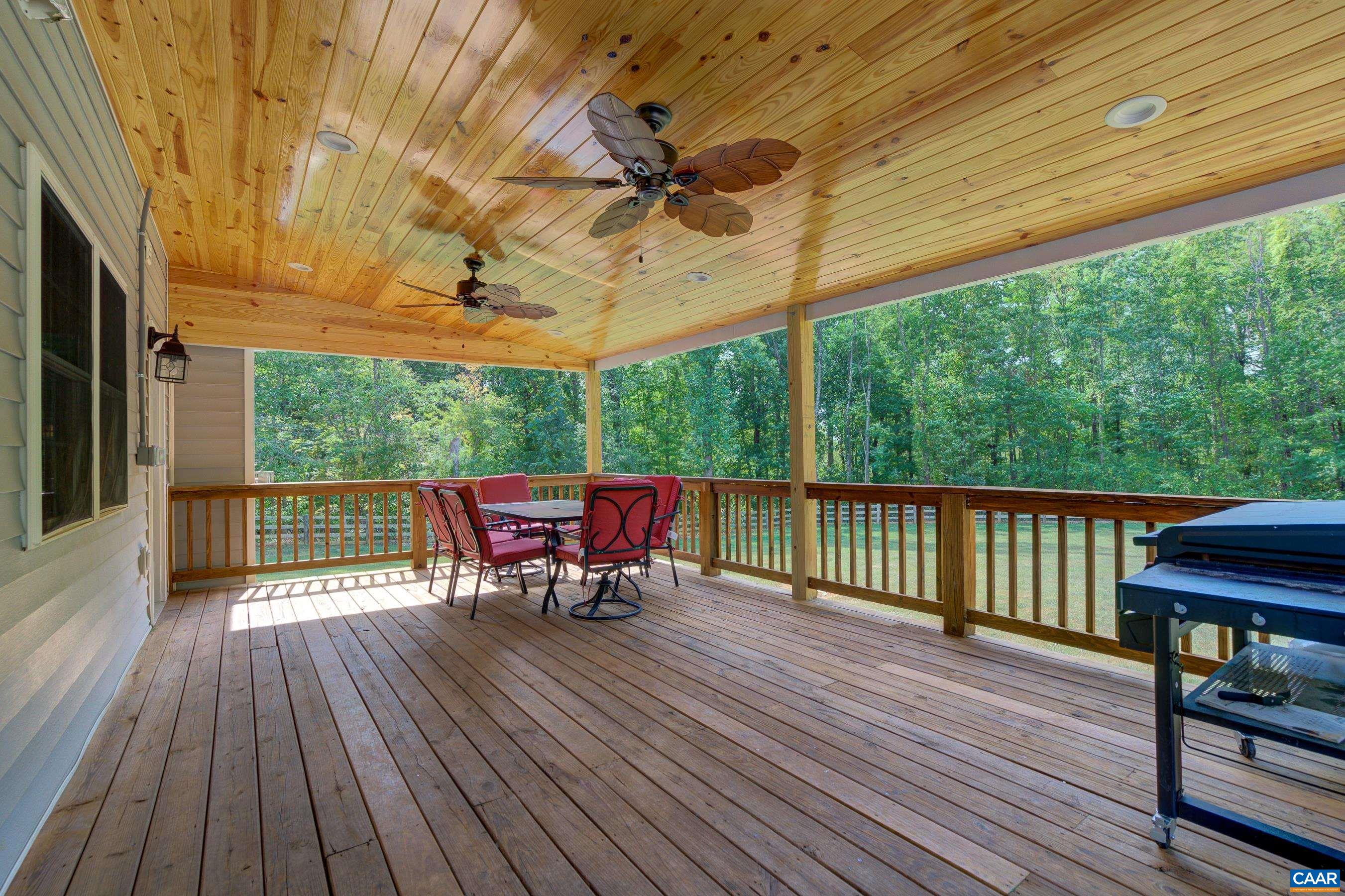 968 GREENWOOD RD
