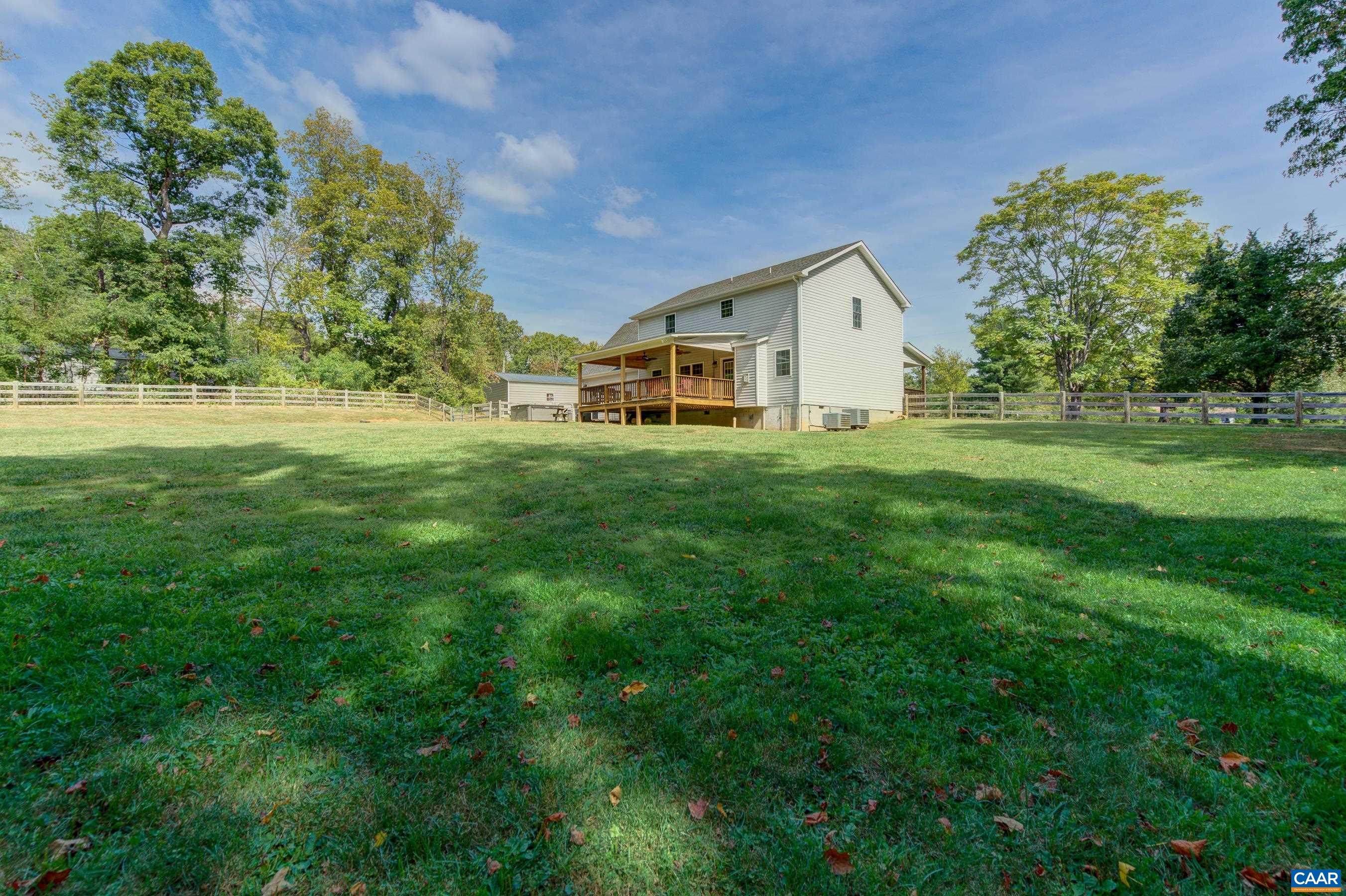968 GREENWOOD RD