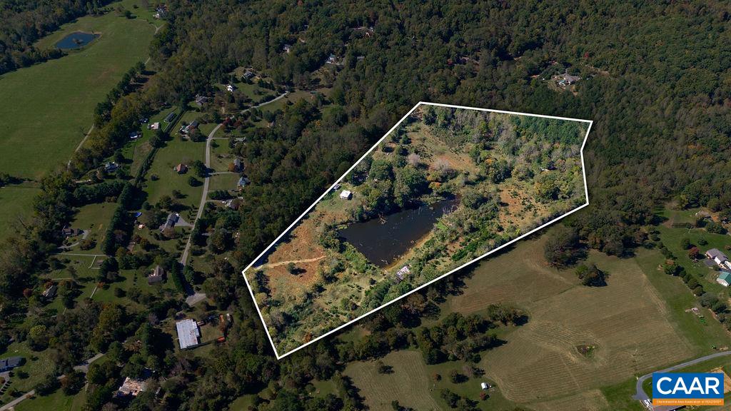 904 ROCKFISH SCHOOL LN