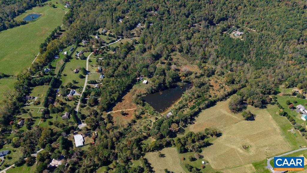 904 ROCKFISH SCHOOL LN