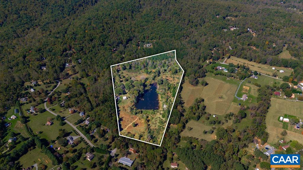 904 ROCKFISH SCHOOL LN